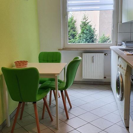 Grosse Ferienwohnung An Der Rheinpromenade Three 뒤스부르크 외부 사진