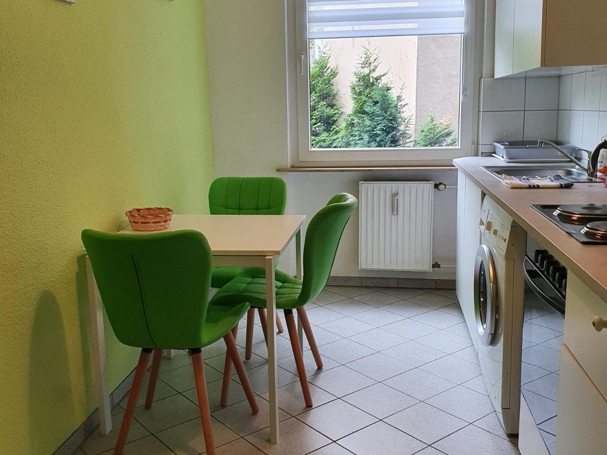 Grosse Ferienwohnung An Der Rheinpromenade Three 뒤스부르크 외부 사진