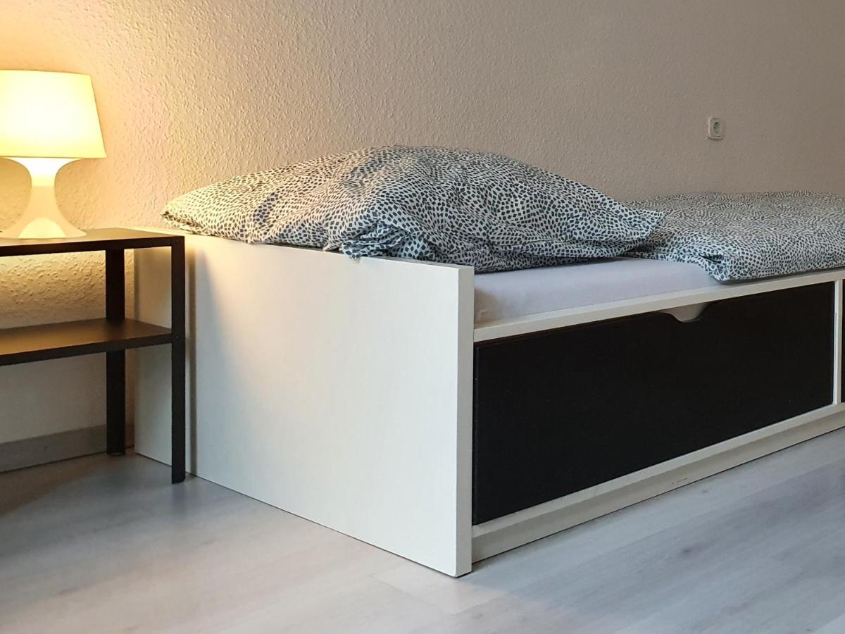 Grosse Ferienwohnung An Der Rheinpromenade Three 뒤스부르크 외부 사진
